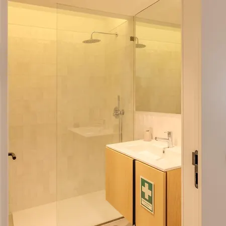 Urban Martinho By House And People *